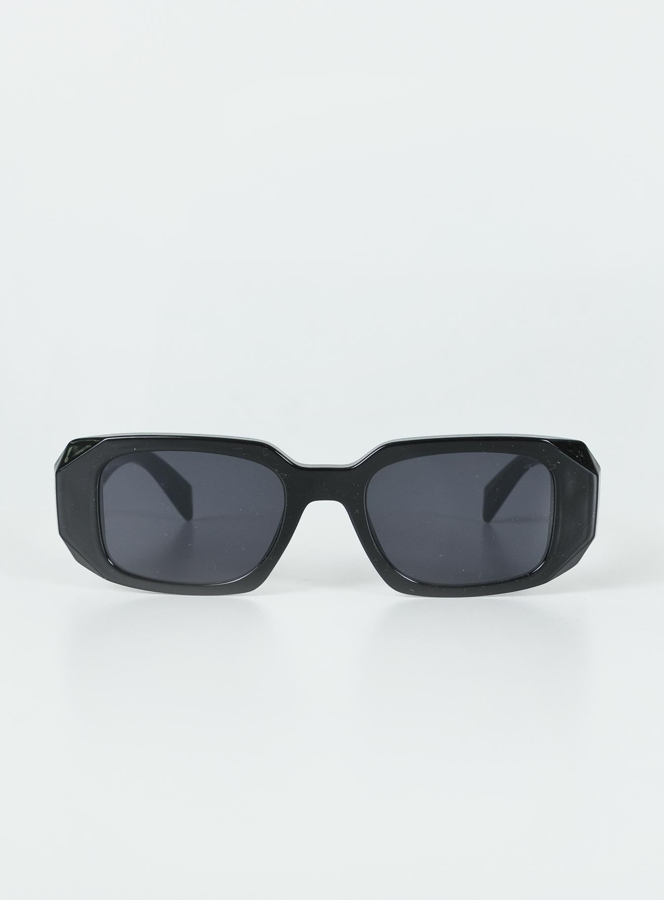 Gabrysia Sunglasses Black