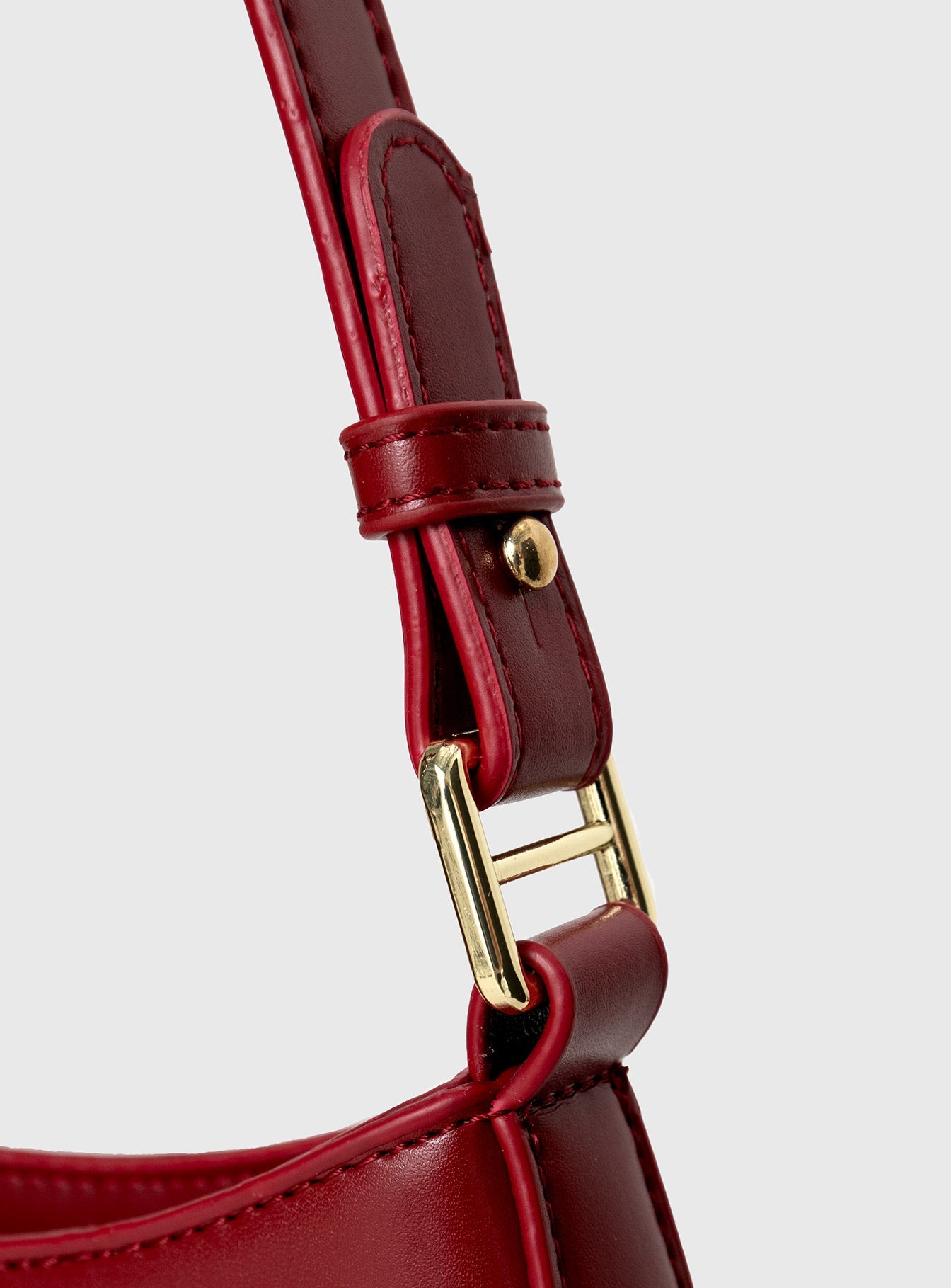 Vesperea Shoulder Bag Red